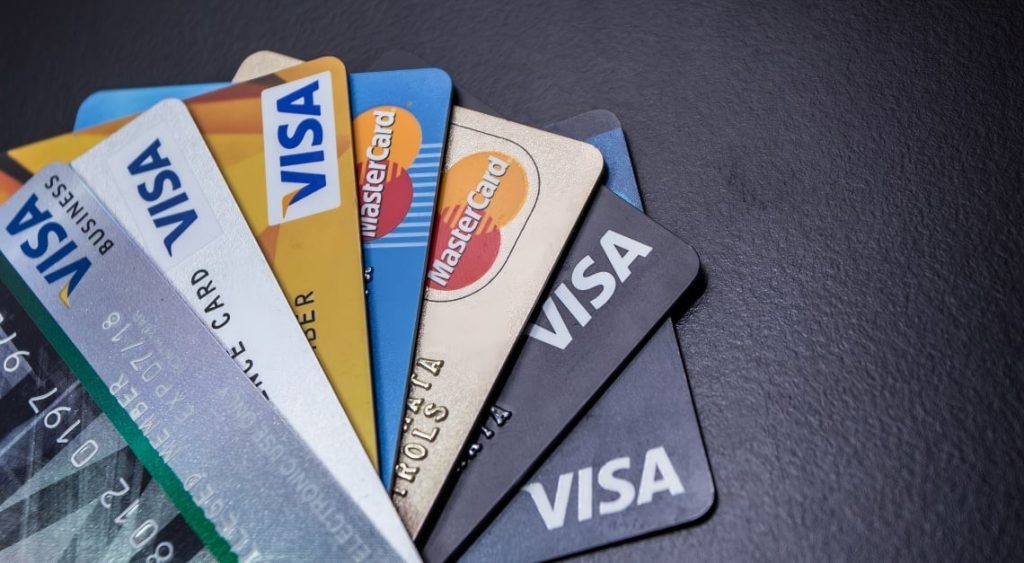 8 Best Credit Cards You Should Know in 2025